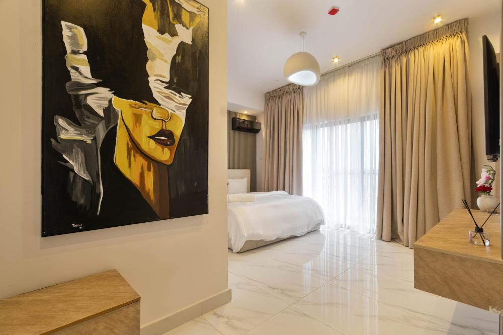 Cozy 2 Bedroom Apartment