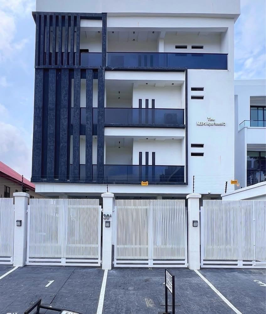 3 Bedroom Apartment With Swimming Pool|Gym| At Lekki Phase 1, Lagos