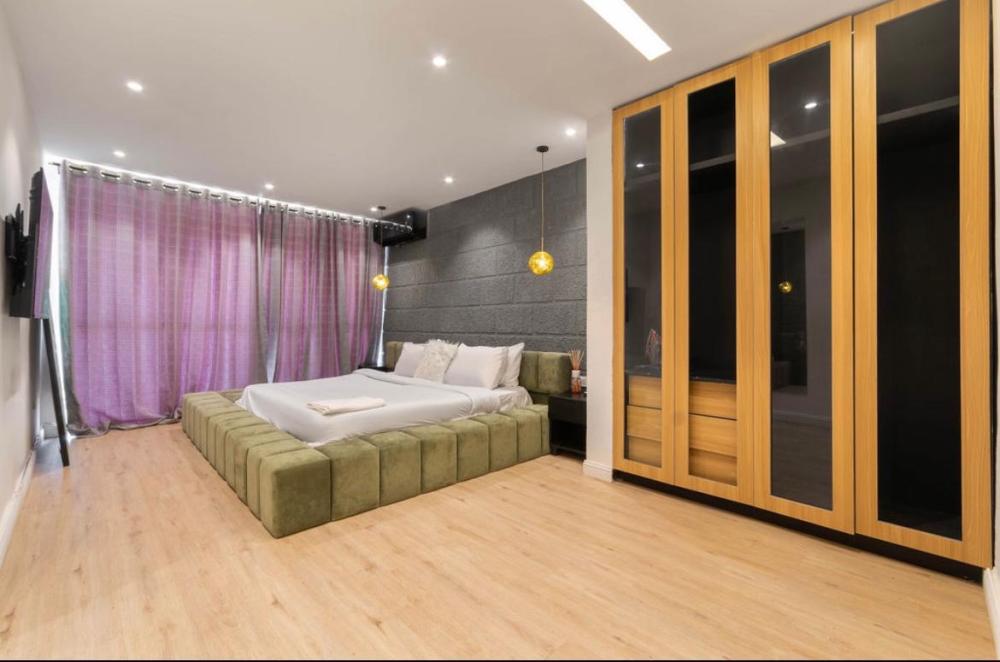 Luxury 2 Bedroom Apartment