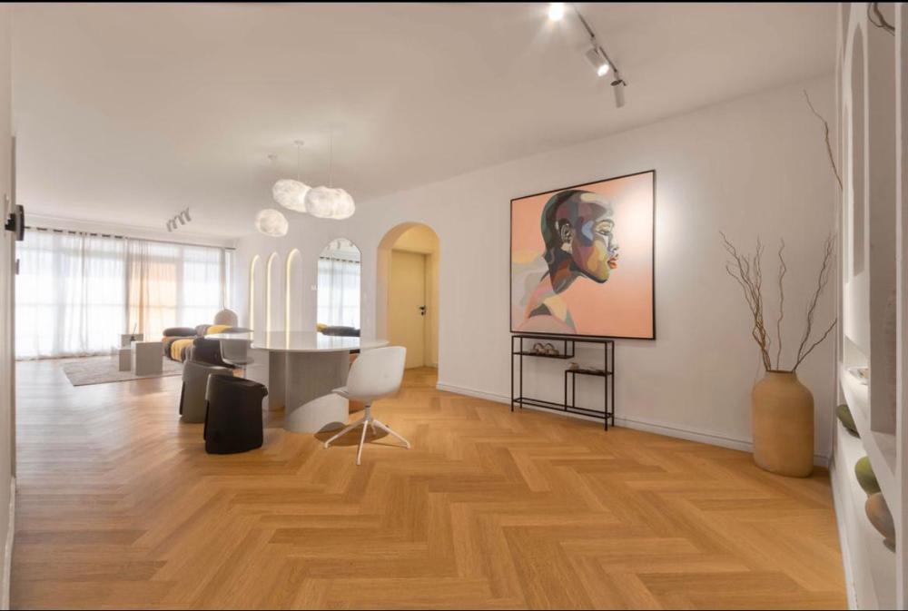 Luxury 2 Bedroom Apartment