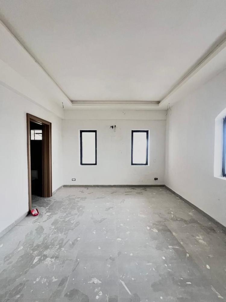 FOR RENT: 12 UNITS OF LUXURY 2 BEDROOM APARTMENT WITH BQ, ELEVATOR, GYM AND SWIMMING POOL.  📍LEKKI PHASE ONE.