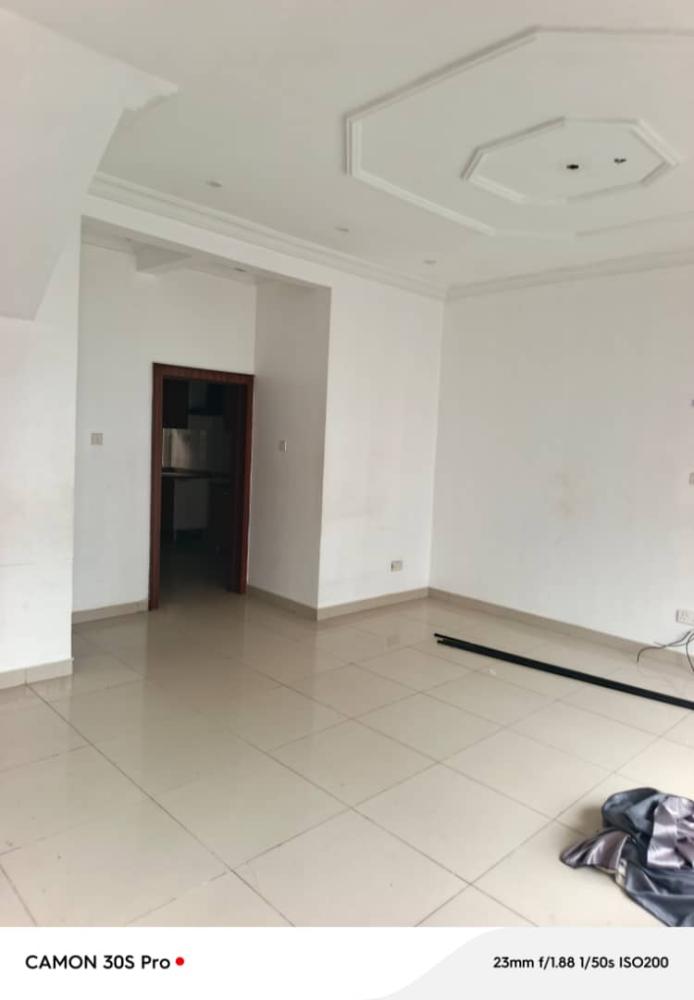 3 Bedroom Semi Detached Duplex With a Bq