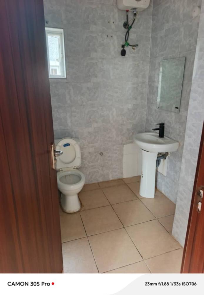 3 Bedroom Semi Detached Duplex With a Bq