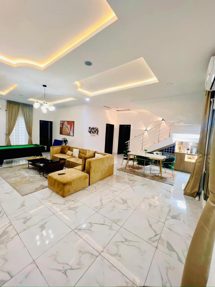 Exclusive 1 Bedroom Shortlet Apartment