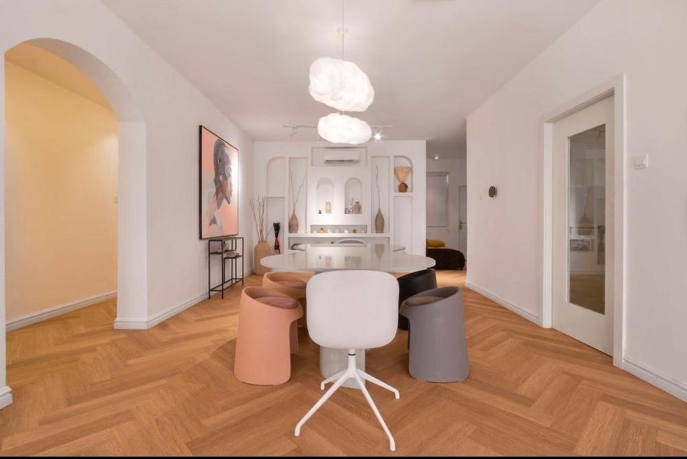 Luxury 2 Bedroom Apartment