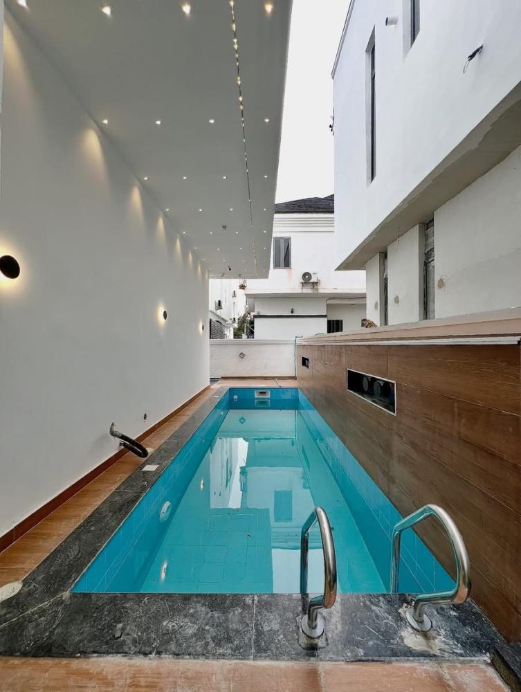 LEKKY COUNTY, LEKKI | N580M CONTEMPORARY 5 BEDROOM FULLY DETACHED DUPLEX WITH SWIMMING POOL, 5 CARS SPACE FOR SALE ‼️