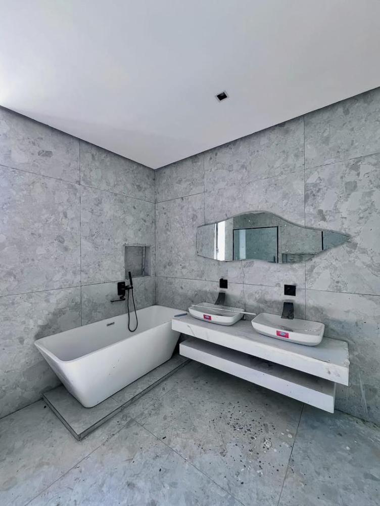 COWRIE CREEK , IKATE LEKKI | N1B CONTEMPORARY 5 BEDROOM SEMI-DETACHED HOME WITH ELEVATOR , SWIMMING POOL, CINEMA , ROOF TOP TERRACE FOR SALE‼️‼️