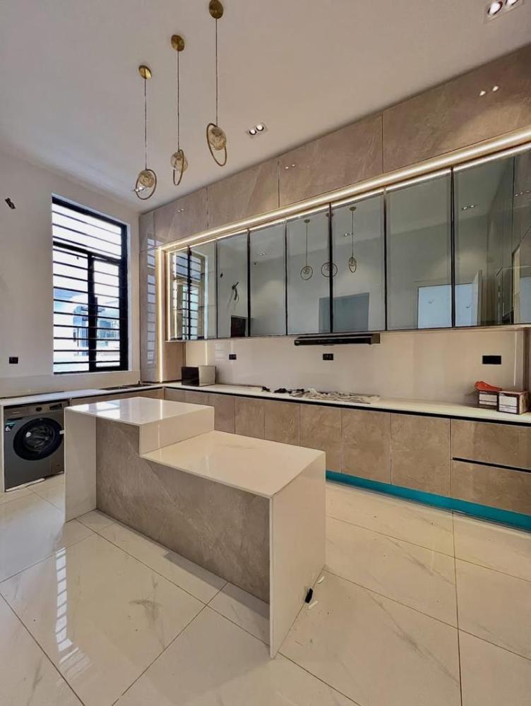 LEKKY COUNTY, LEKKI | N600MCONTEMPORARY 5 BEDROOM FULLY DETACHED DUPLEX WITH SWIMMING POOL, 6 CARS SPACE FOR