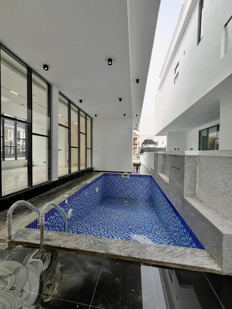 LEKKY COUNTY, LEKKI | N600MCONTEMPORARY 5 BEDROOM FULLY DETACHED DUPLEX WITH SWIMMING POOL, 6 CARS SPACE FOR