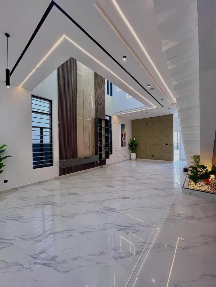 AJAH LAGOS | 5 BED | N260M NET CONTEMPORARY 5 BEDROOM FULLY DETACHED DUPLEX WITH SWIMMING POOL, INVERTER &amp; BATTERIES, GYM ROOM FOR SALE‼️‼️