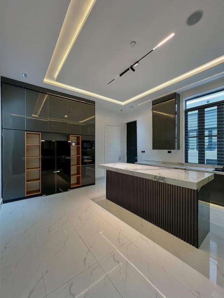 LEKKY COUNTY, LEKKI | N580M CONTEMPORARY 5 BEDROOM FULLY DETACHED DUPLEX WITH SWIMMING POOL, 5 CARS SPACE FOR SALE ‼️‼️