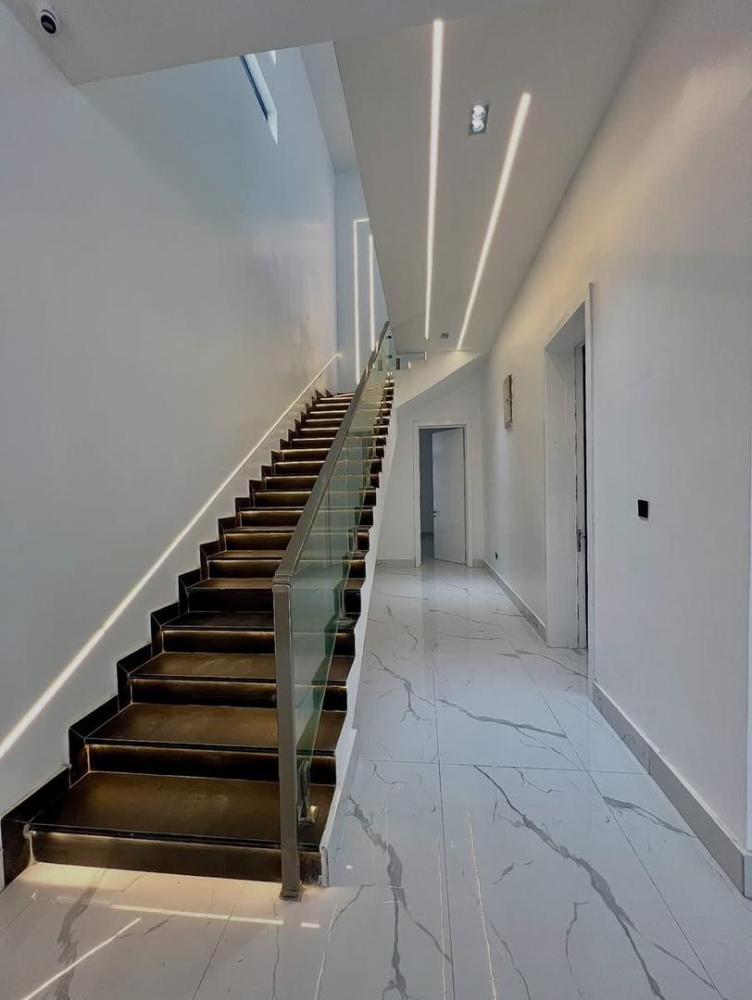 LEKKY COUNTY, LEKKI | N580M CONTEMPORARY 5 BEDROOM FULLY DETACHED DUPLEX WITH SWIMMING POOL, 5 CARS SPACE FOR SALE ‼️‼️