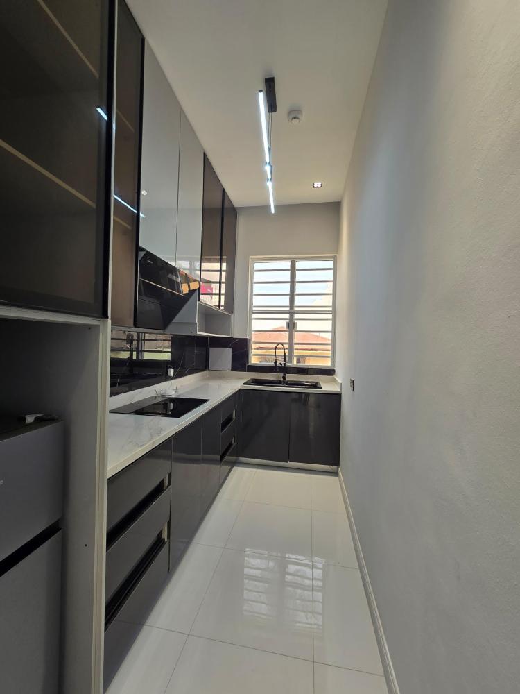 5-Bedroom Detached Duplex + BQ • Lekki Phase 1 • ₦1.5BN*