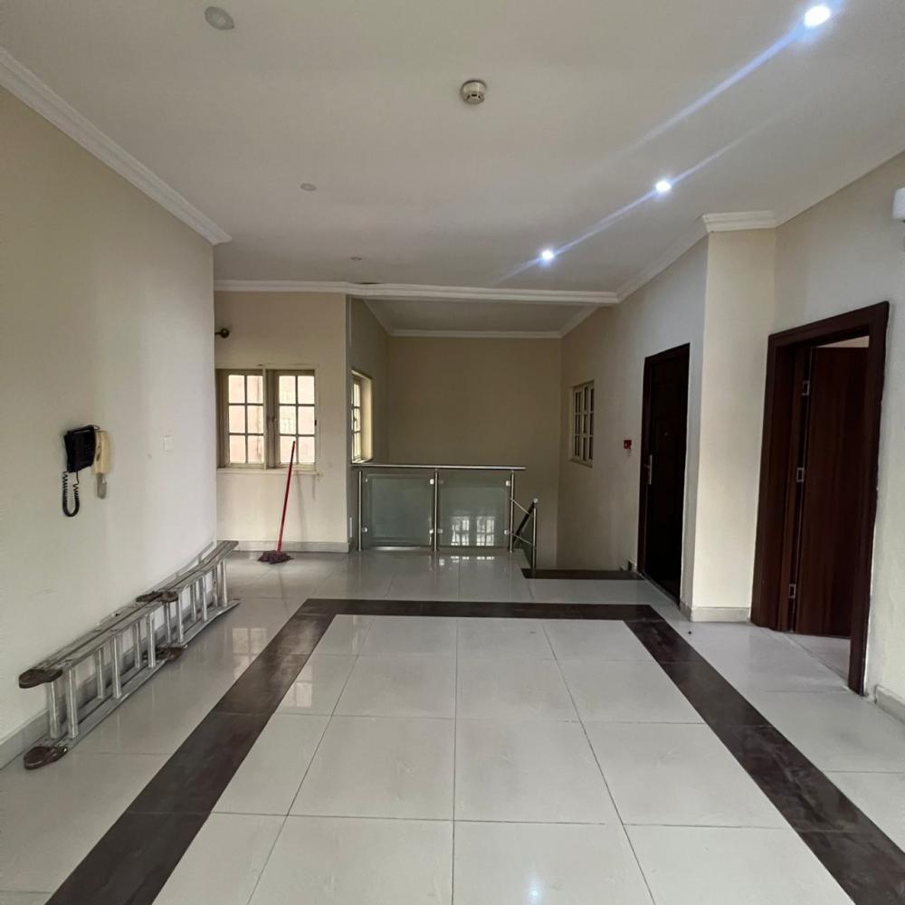 5 BED || 12 MILLION || LEKKI PHASE 1, LAGOS