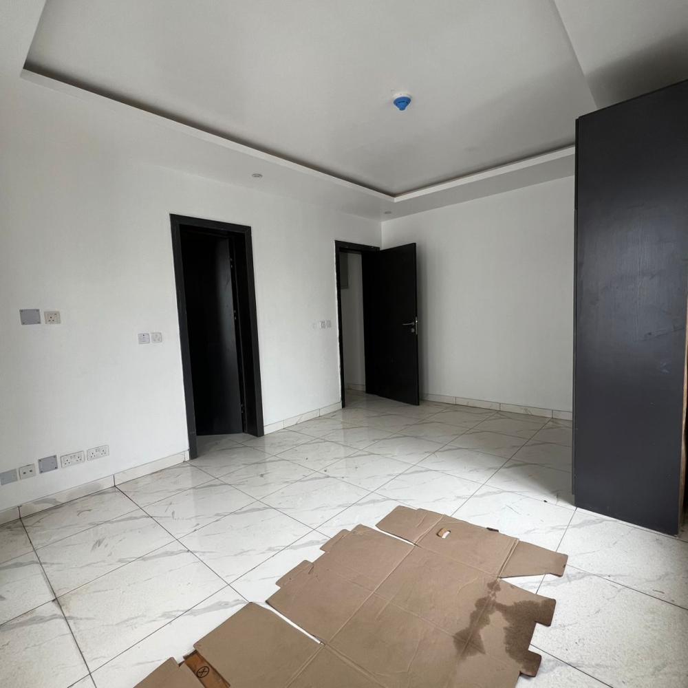 2 BED || 300 MILLION || IKATE, LEKKI,LAGOS