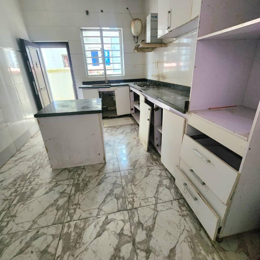 Fully Renovated Single Room Apartment