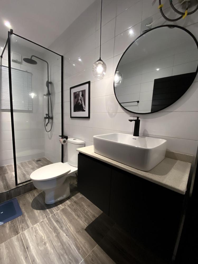 Luxury 3/2 Bedroom Apartment Available for Bookings at Lekki Phase 1 (LSPDC Apartment)