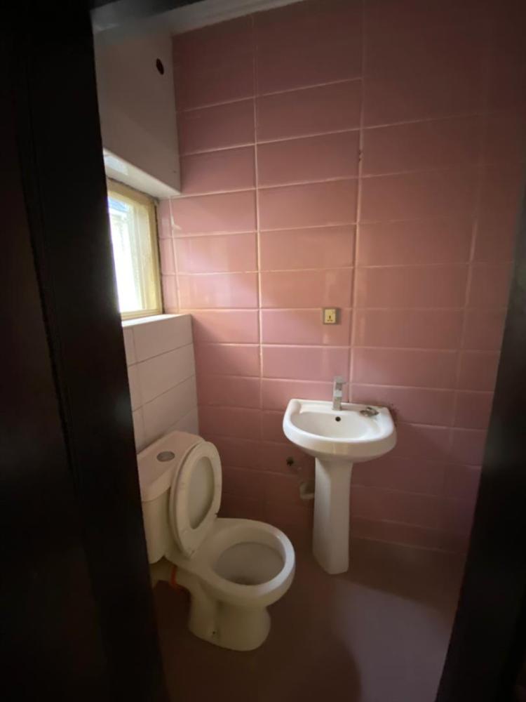 4 BEDROOM TERRACE DUPLEX WITH BOYS QUARTER LOCATED AT ORAL ESTATE, LEKKI, LAGOS STATE.