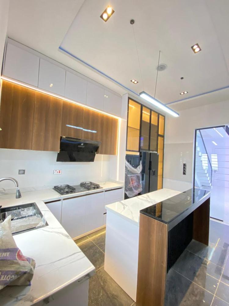 2 BEDROOM APARTMENT WITH ELEVATOR AND POOL AT VICTORIA ISLAND LAGOS