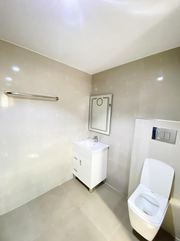 3 BEDROOM APARTMENT AVAILABLE AT LEKKI PHASE 1, LEKKI, LAGOS STATE.