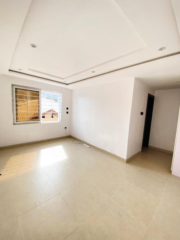 3 BEDROOM APARTMENT AVAILABLE AT LEKKI PHASE 1, LEKKI, LAGOS STATE.