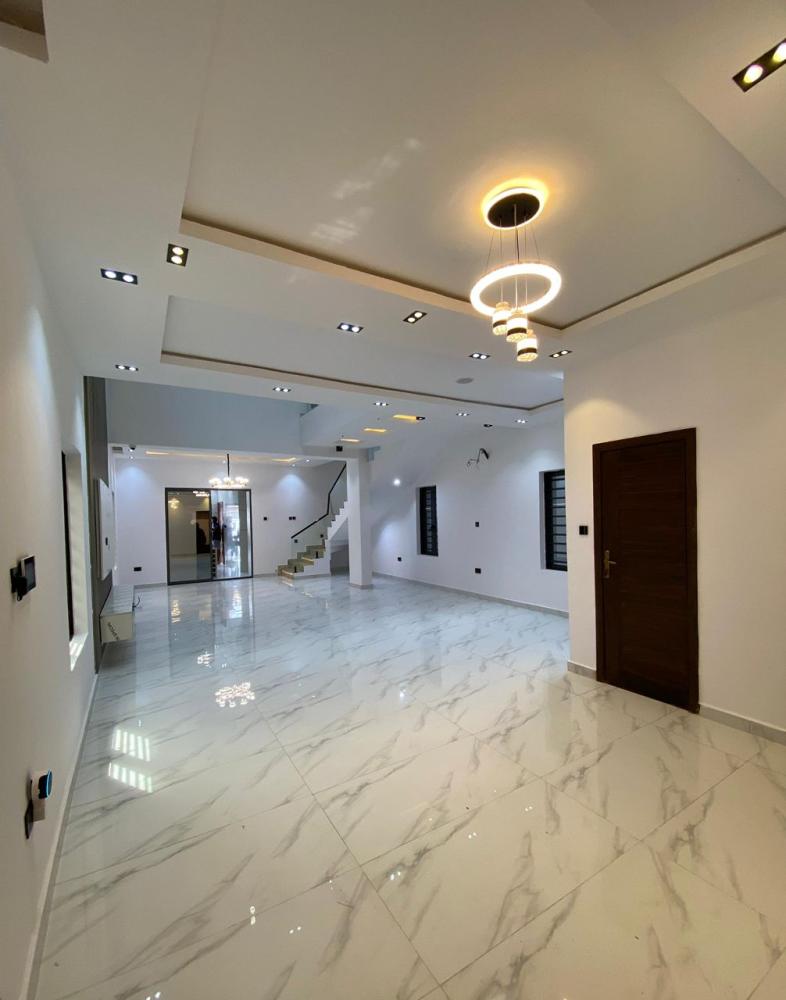 5 BEDROOM FULLY DETACHED DUPLEX WITH SWIMMING POOL AT IKOTA LAGOS