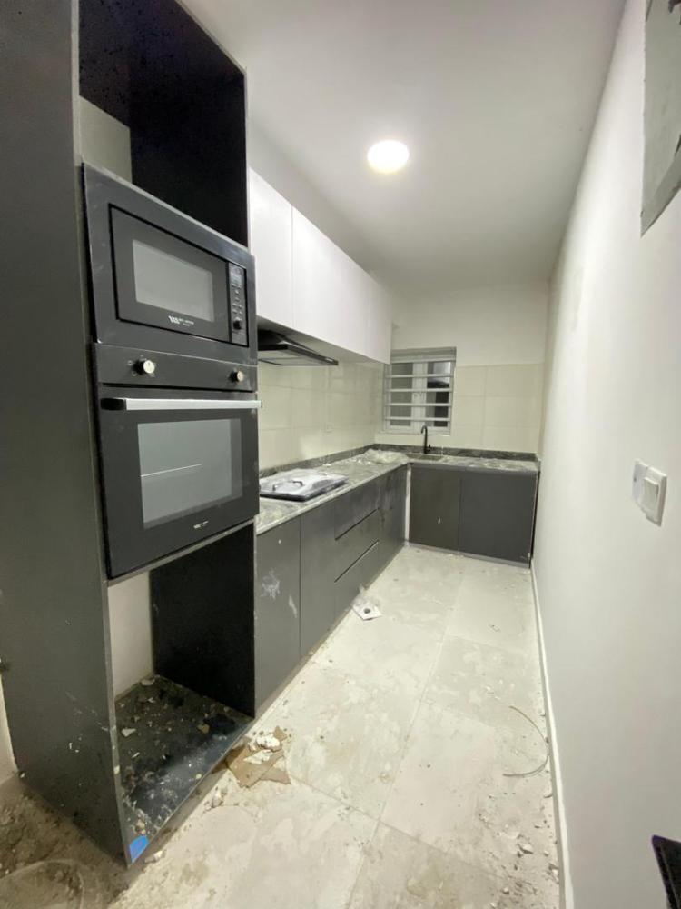 2 BEDROOM APARTMENT WITH SWIMMING POOL AND ELEVATOR LOCATED AT LEKKI PHASE 1