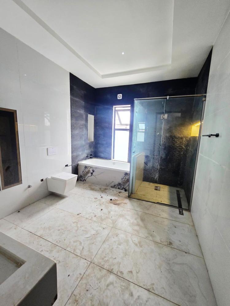 5 BEDROOM TERRACE  DUPLEX WITH SWIMMING POOL AT IKOYI LAGOS