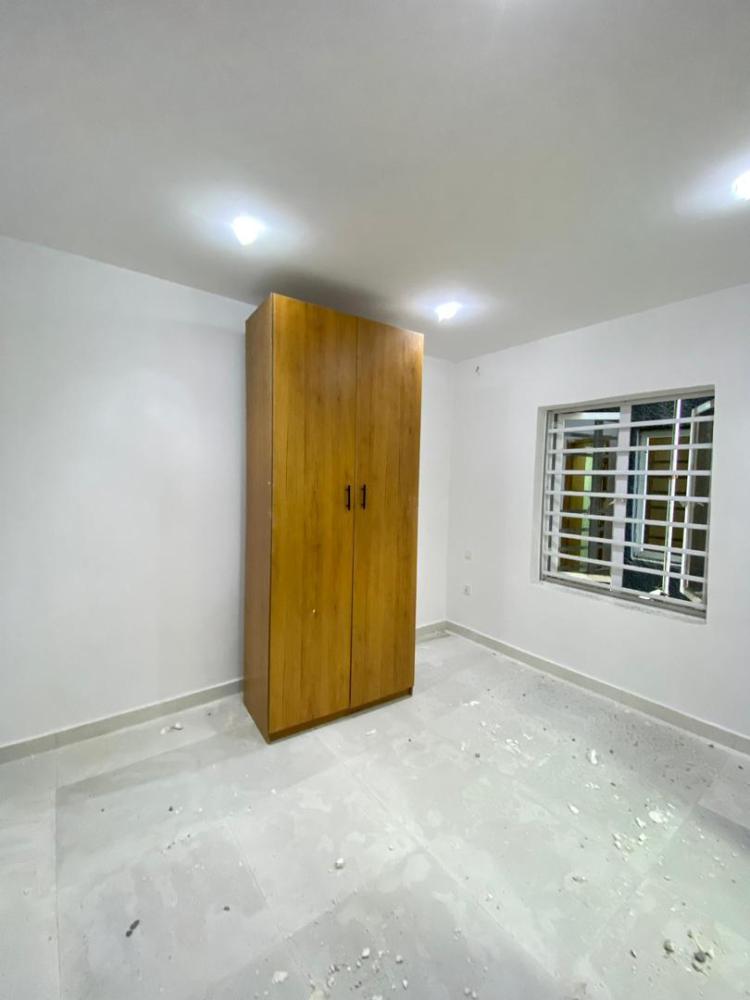 2 BEDROOM APARTMENT WITH SWIMMING POOL AND ELEVATOR LOCATED AT LEKKI PHASE 1