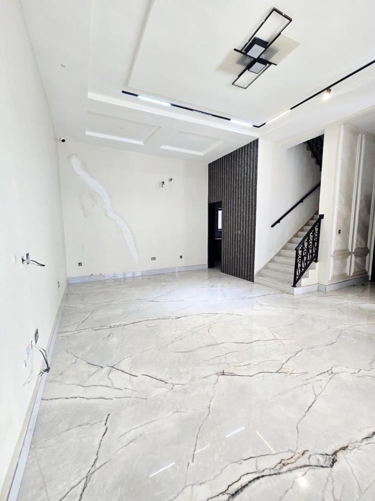 5 BEDROOM TERRACE  DUPLEX WITH SWIMMING POOL AT IKOYI LAGOS