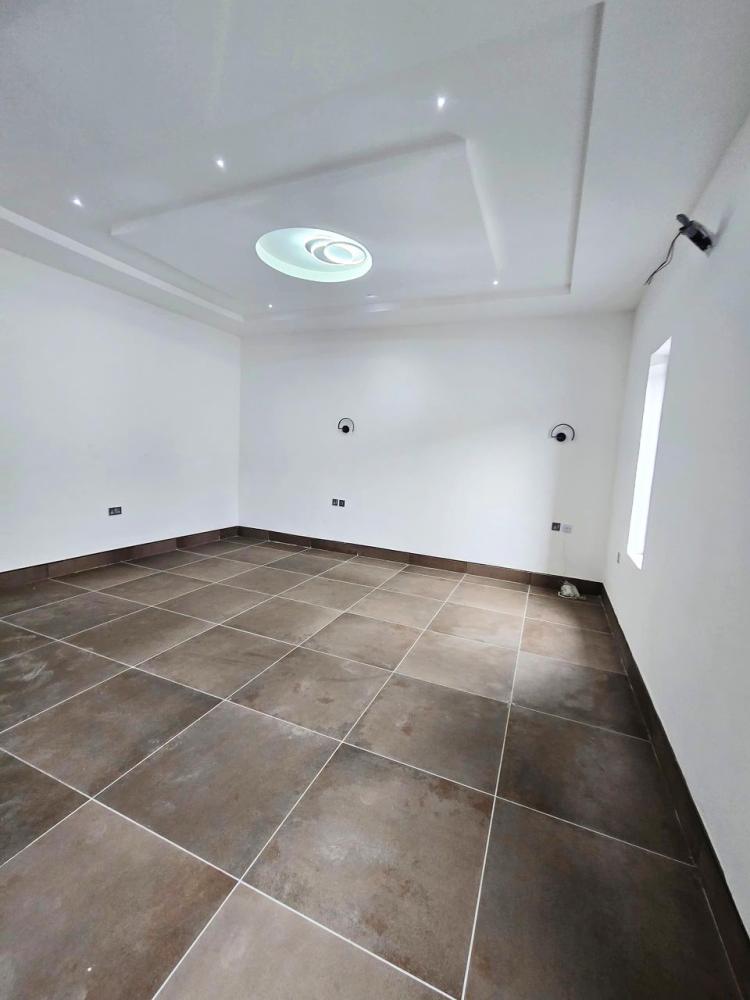 5 BEDROOM TERRACE  DUPLEX WITH SWIMMING POOL AT IKOYI LAGOS