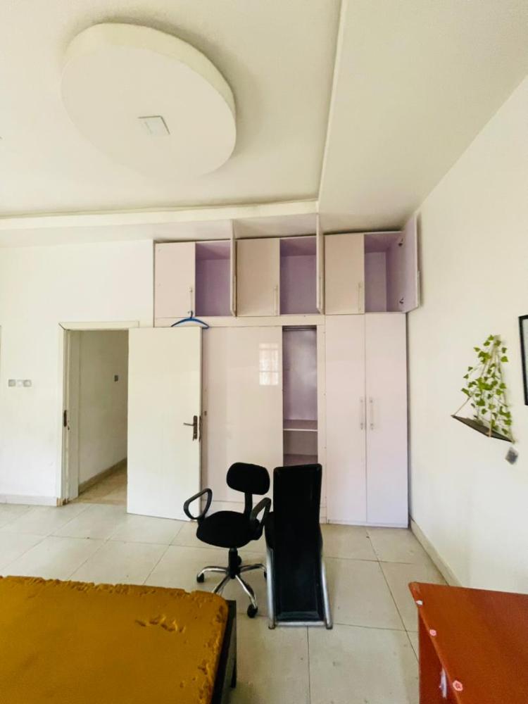 5 BEDROOM FULLY DETACHED DUPLEX AVAILABLE AT IKOTA, LEKKI