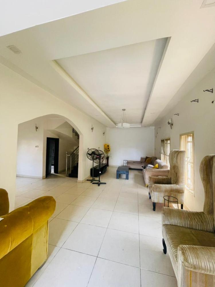 5 BEDROOM FULLY DETACHED DUPLEX AVAILABLE AT IKOTA, LEKKI