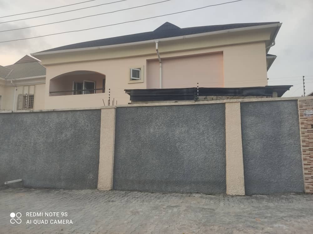 4 BEDROOM TERRACE DUPLEX AVAILABLE, LOCATED AT ILAJE, AJAH.