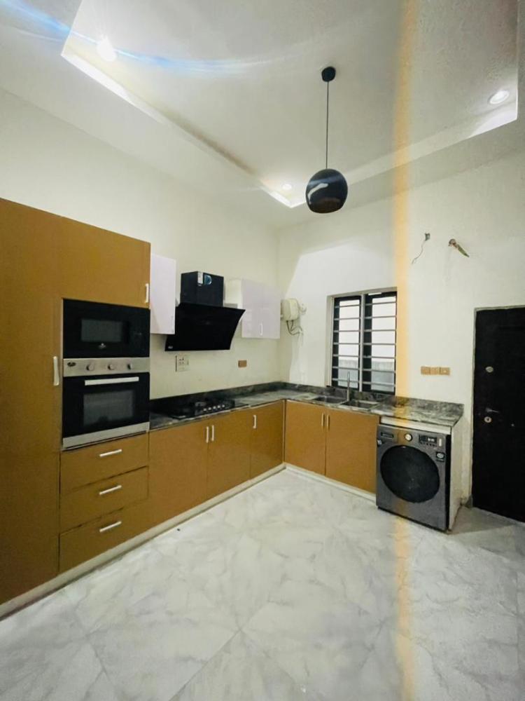 4 BEDROOM SEMI DETACHED DUPLEX AT CHEVRON, LEKKI