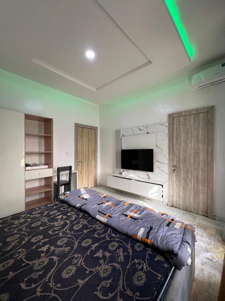 4 bedroom semi-detached duplex with a BQ.