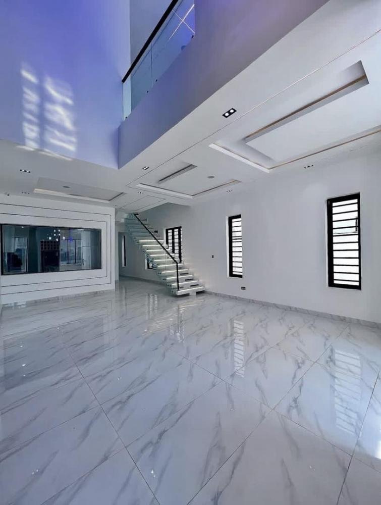 5 BEDROOM FULLY DETACHED DUPLEX WITH ROOF TOP TERRACE, WITH SWIMMING POOL AND BQ LOCATED AT OLOGOLO, LEKKI