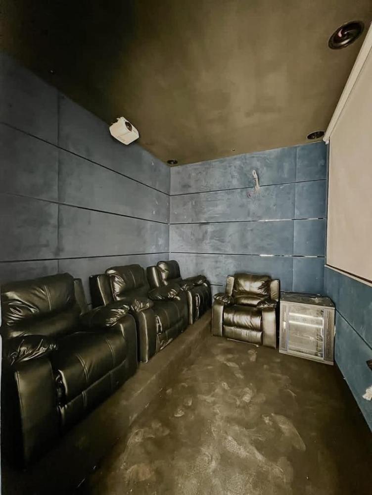 5 Bedroom Fully Detached Duplex Available at Ikate, Lekki.