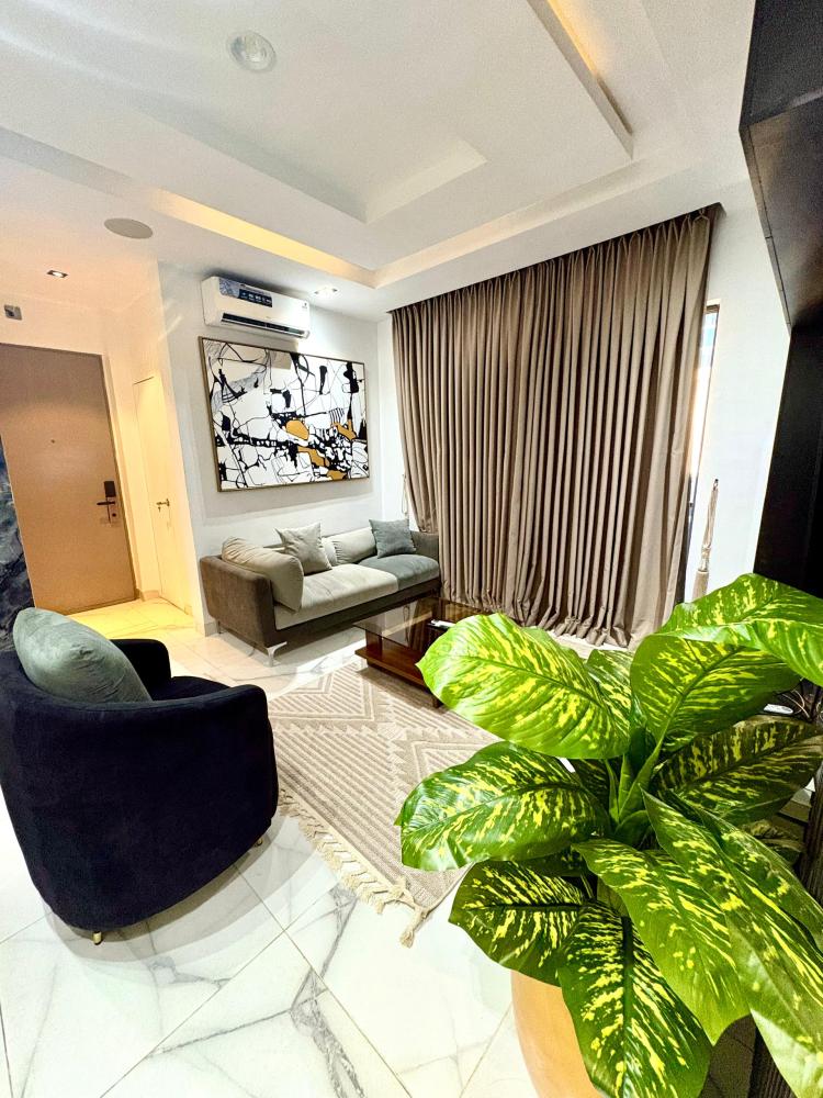 One bedroom  With PS5 and massage chair Ikoyi  Available for bookings today