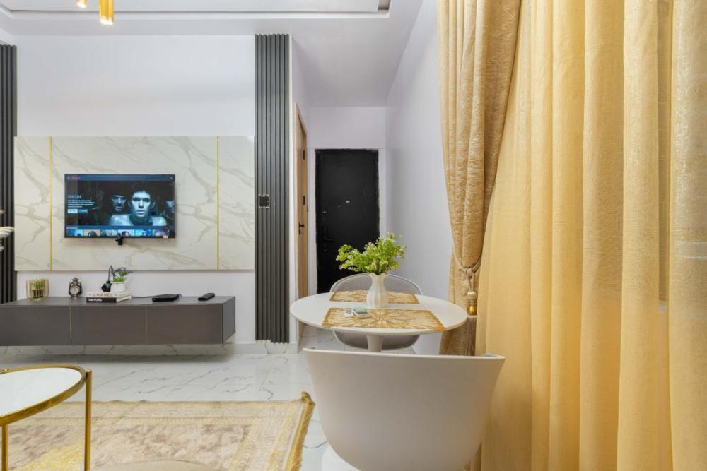 One bedroom apartment available today