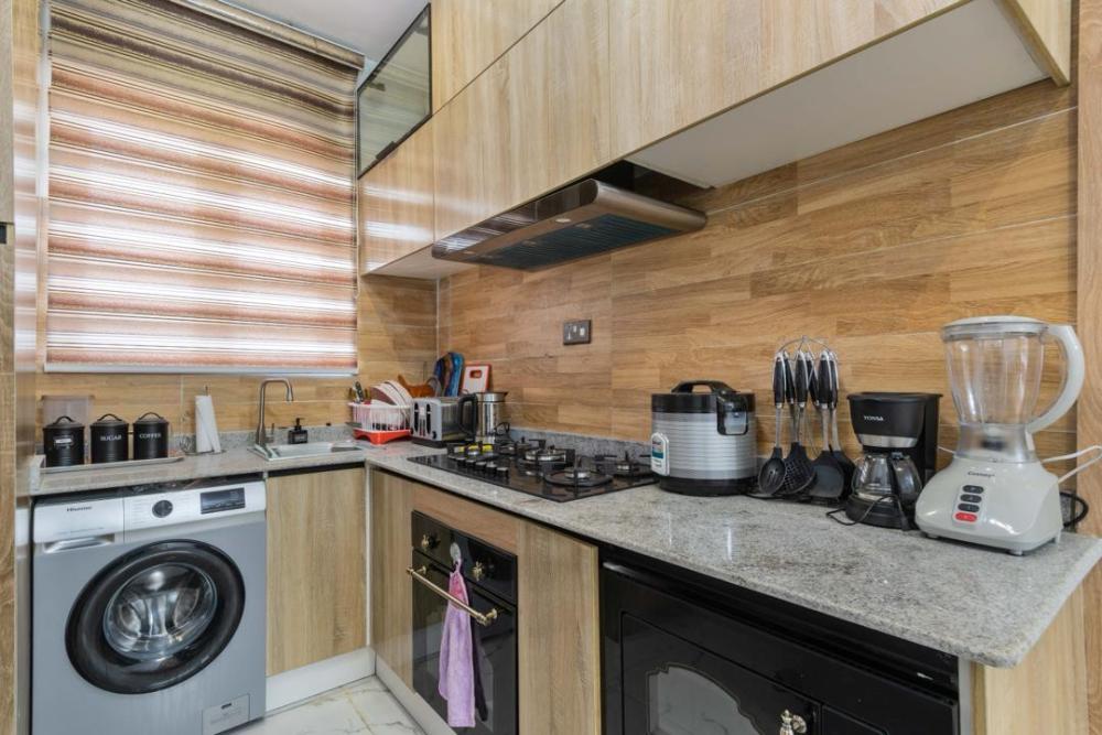 One bedroom apartment available today