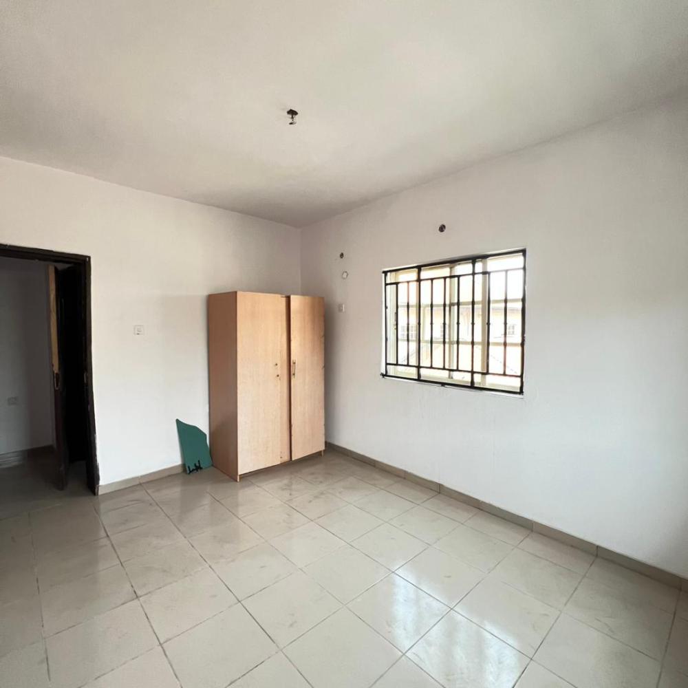 3 Bedroom Apartment Available at Osapa, Lekki.