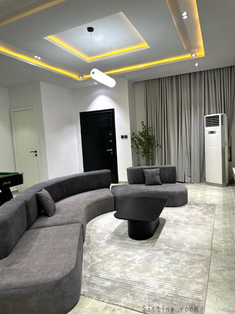 luxury 4 bedroom apartment for your home away from home experience .