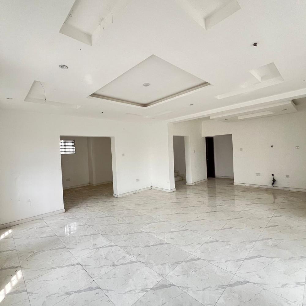 4 Bedroom Terrace Duplex Available at Osapa, Lekki.