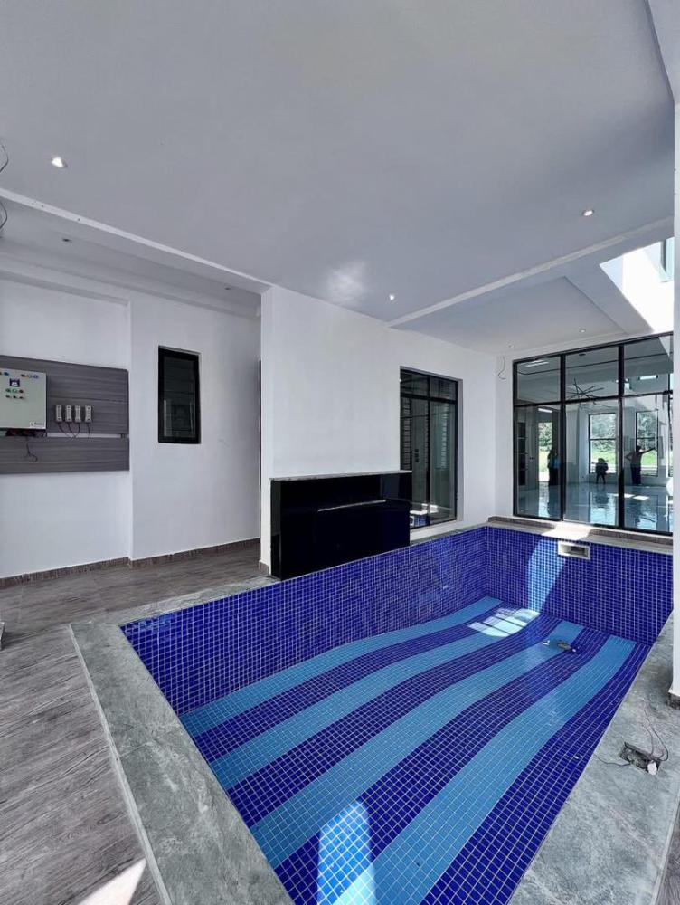 5 Bedroom Fully Detached Duplex at Lekki County, Lekki.