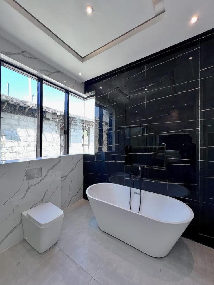 5 Bedroom Fully Detached Duplex at Lekki County, Lekki.