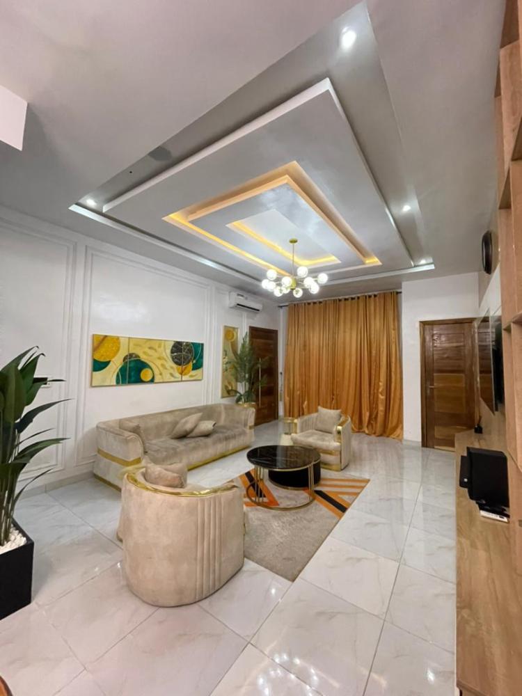 2 Bedroom Apartment Available at Ikate, Lekki.