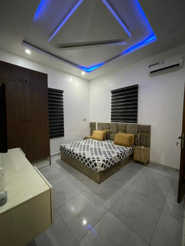 2 Bedroom Apartment Available at Ikate, Lekki.