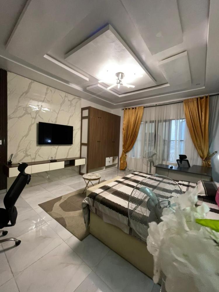 2 Bedroom Apartment Available at Ikate, Lekki.