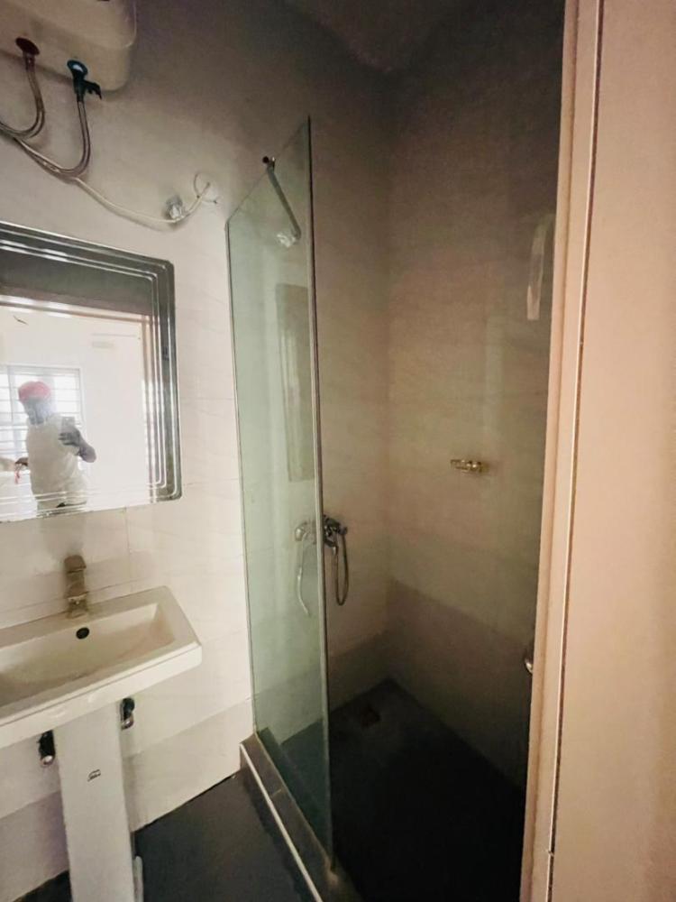 Shared Apartment available At Lekki County, Ikota.